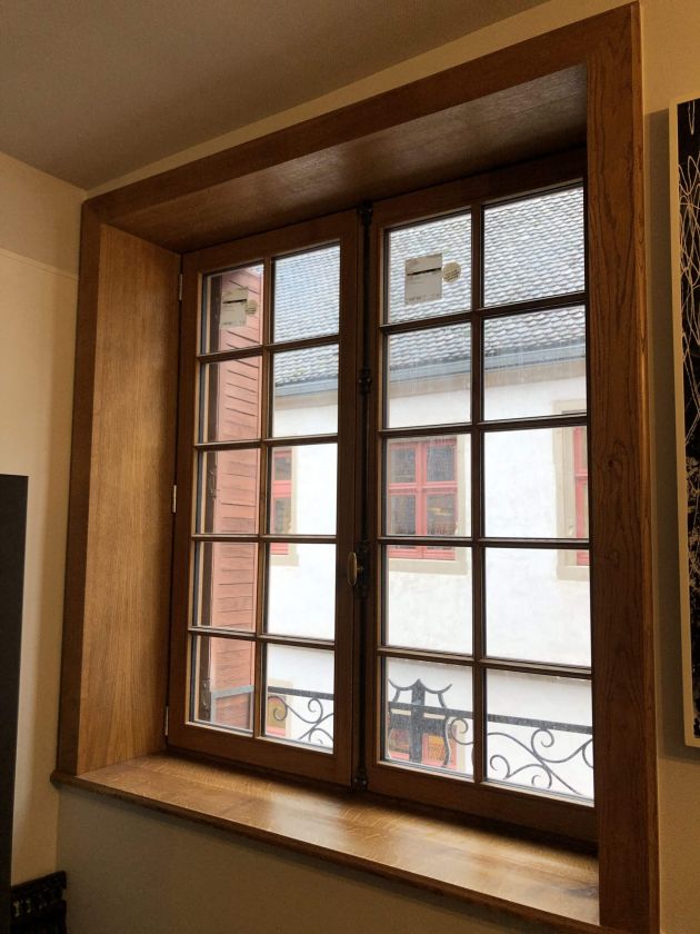 Menuiserie-extérieure-bois-chêne-massif-menuiserie-boeckel