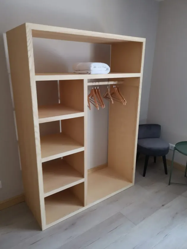 amenagement-interieur-etagere-menuiserie-bois-boeckel-alsace-2